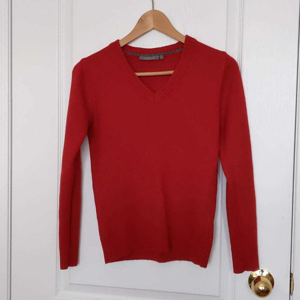 3/$30 Van Heusen Women's V-Neck Red Sweater